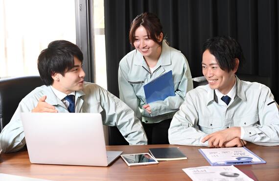 TecWorks合同会社は休日が多く、夜勤もほぼありません。